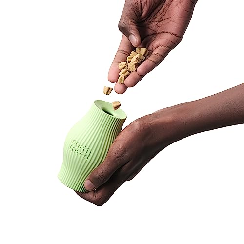 EARTED TREAT TOY GREEN SMALL - Image 2