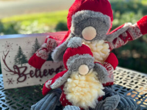 HH TRAP SANTA GNOME KNOTTIE LG