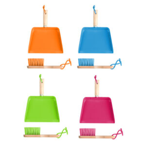 ESSCHERT CHILDREN DUST PAN BRUSH
